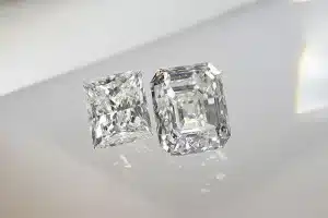 What Are The Pros and Cons Of Lab-Grown Diamonds?