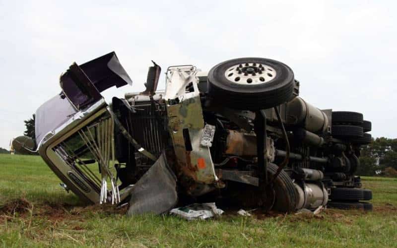 Poor truck maintenance can lead to brake failures, tire blowouts, and steering issues, increasing the risk accidents.
