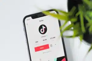 8 Best TikTok Growth Strategies That Work in 2025
