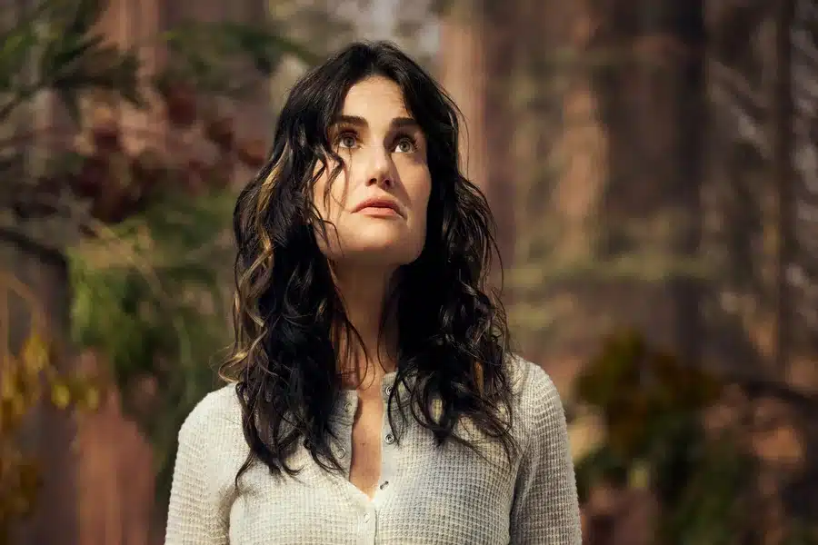 Idina Menzel Height