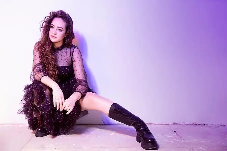 Mary Mouser Age