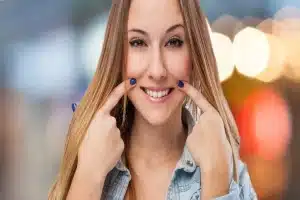 Smile Styling: Orthodontics as Part of a Celebrity’s Fashion Image