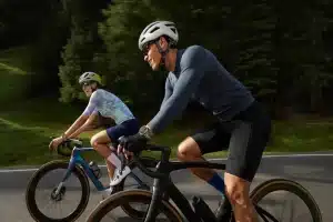 How Can You Use A Smartwatch to Boost Cycling Endurance?