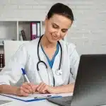 Online doctors vs Traditional doctors – What’s the difference?